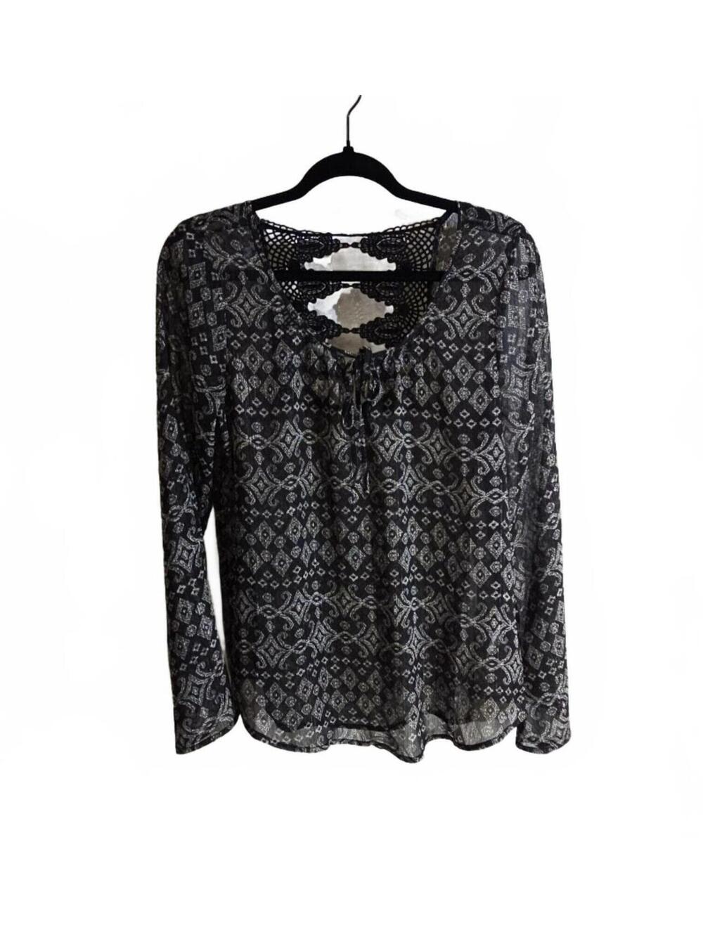 Maurices Black and Gray Patterned Long Sleeve Blouse with Lace Detail Size S
